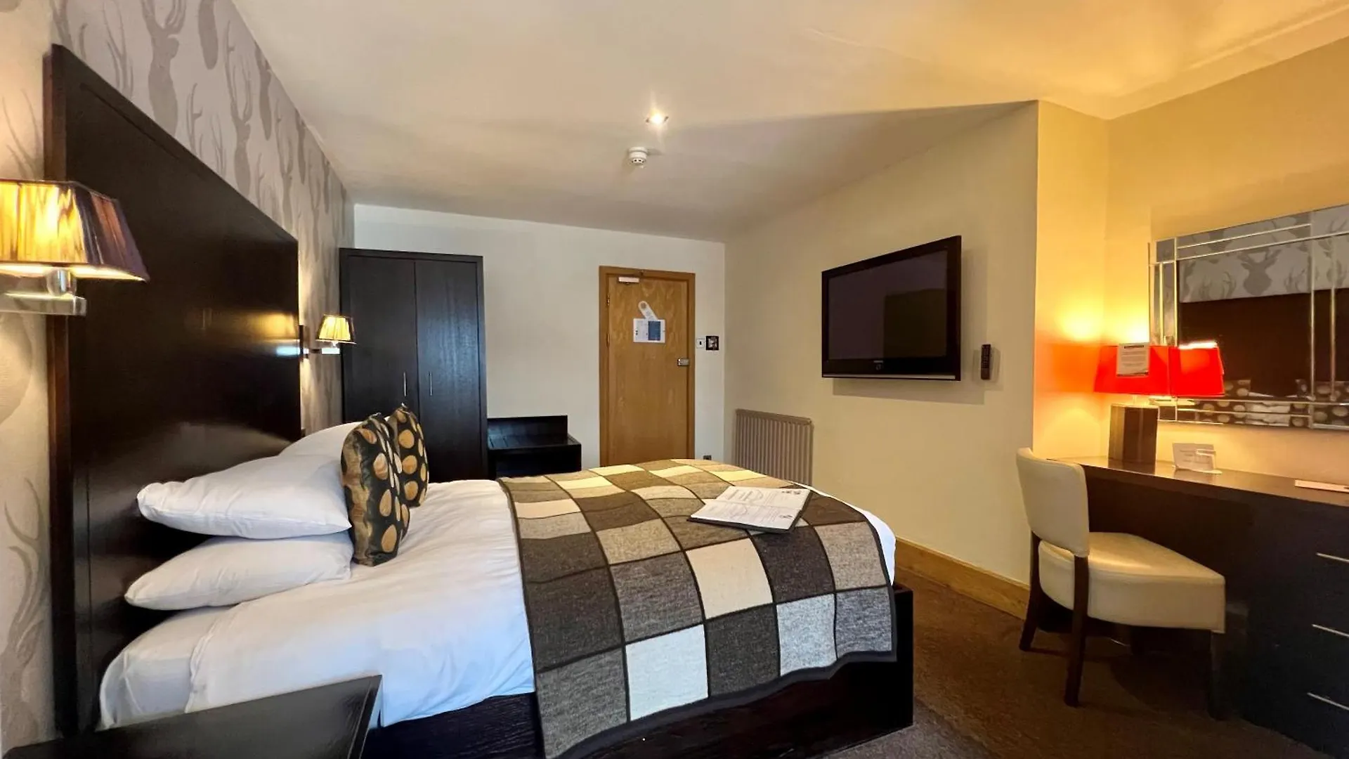 Inn On The Prom At The Fernlea Hotel Lytham St Annes 3*,