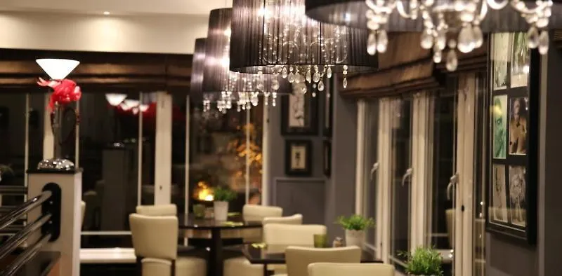 Inn On The Prom At The Fernlea Hotel Lytham St Annes 3*,